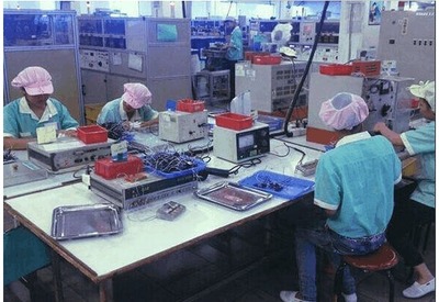 東莞打工妹的真實(shí)生活, 白天上班, 晚上生活豐富多彩